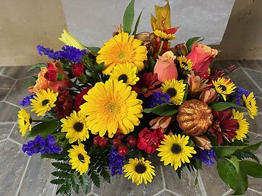 Pumpkin spice centerpiece